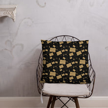 Load image into Gallery viewer, Ouija and Skulls Basic Pillow